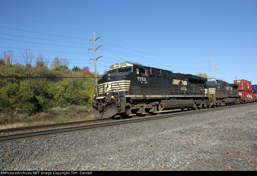 NS 7552 leads 261